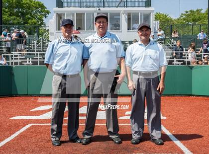 Thumbnail 2 in Bayport-Blue Point vs. MacArthur (NYSPHSAA A Regional LIC) photogallery.