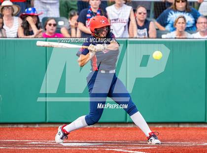 Thumbnail 3 in Bayport-Blue Point vs. MacArthur (NYSPHSAA A Regional LIC) photogallery.