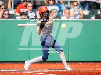 Thumbnail 2 in Bayport-Blue Point vs. MacArthur (NYSPHSAA A Regional LIC) photogallery.