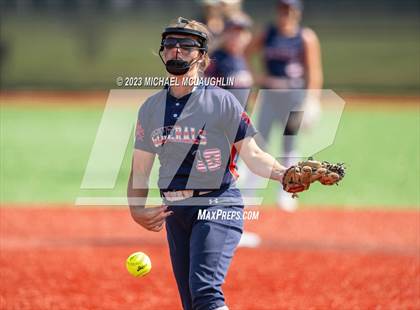 Thumbnail 1 in Bayport-Blue Point vs. MacArthur (NYSPHSAA A Regional LIC) photogallery.