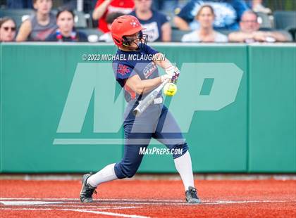 Thumbnail 1 in Bayport-Blue Point vs. MacArthur (NYSPHSAA A Regional LIC) photogallery.