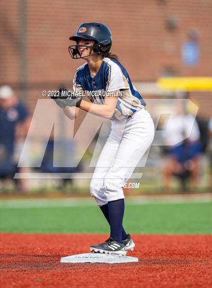 Thumbnail 2 in Bayport-Blue Point vs. MacArthur (NYSPHSAA A Regional LIC) photogallery.