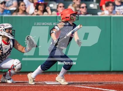 Thumbnail 2 in Bayport-Blue Point vs. MacArthur (NYSPHSAA A Regional LIC) photogallery.