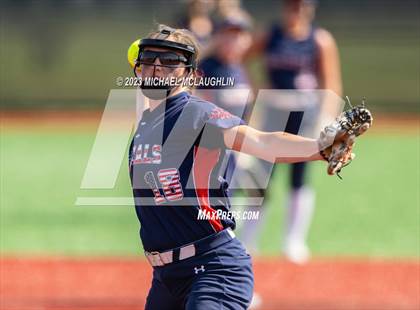 Thumbnail 2 in Bayport-Blue Point vs. MacArthur (NYSPHSAA A Regional LIC) photogallery.