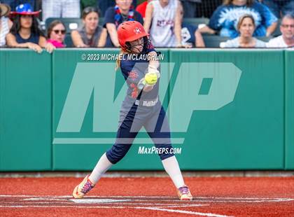 Thumbnail 3 in Bayport-Blue Point vs. MacArthur (NYSPHSAA A Regional LIC) photogallery.
