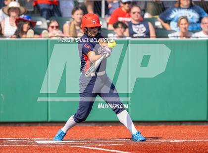 Thumbnail 1 in Bayport-Blue Point vs. MacArthur (NYSPHSAA A Regional LIC) photogallery.