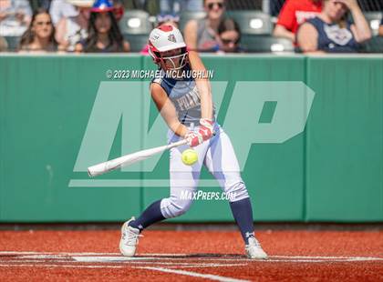 Thumbnail 3 in Bayport-Blue Point vs. MacArthur (NYSPHSAA A Regional LIC) photogallery.
