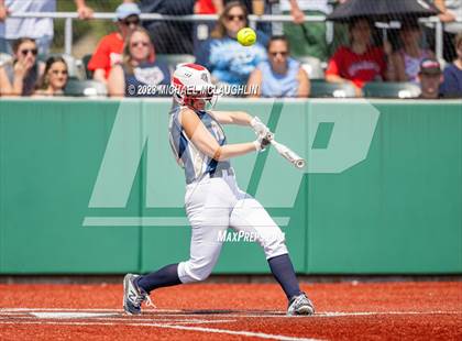 Thumbnail 2 in Bayport-Blue Point vs. MacArthur (NYSPHSAA A Regional LIC) photogallery.