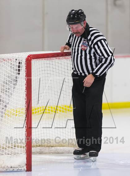 Thumbnail 1 in Chaminade vs Vianney photogallery.