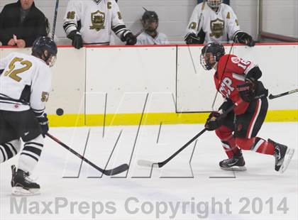 Thumbnail 2 in Chaminade vs Vianney photogallery.