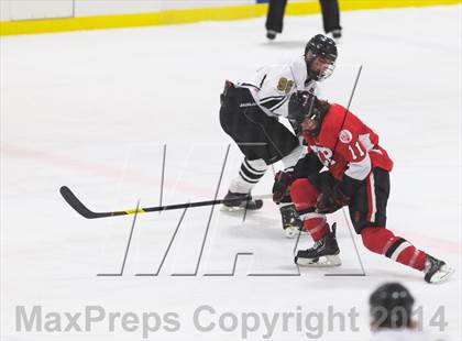 Thumbnail 3 in Chaminade vs Vianney photogallery.