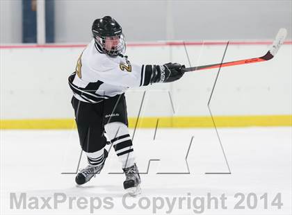 Thumbnail 1 in Chaminade vs Vianney photogallery.