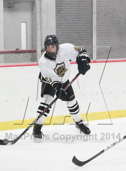 Thumbnail 2 in Chaminade vs Vianney photogallery.