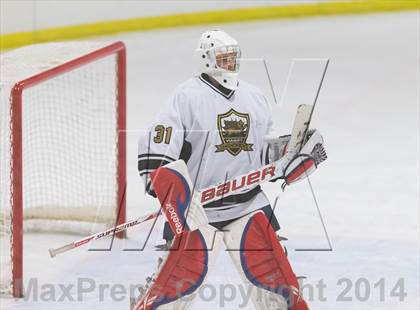 Thumbnail 2 in Chaminade vs Vianney photogallery.
