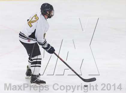 Thumbnail 3 in Chaminade vs Vianney photogallery.
