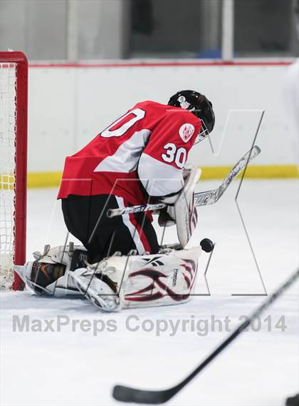 Thumbnail 3 in Chaminade vs Vianney photogallery.