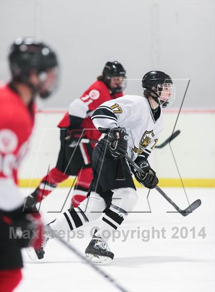 Thumbnail 1 in Chaminade vs Vianney photogallery.