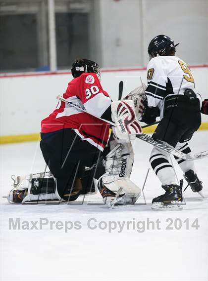 Thumbnail 3 in Chaminade vs Vianney photogallery.