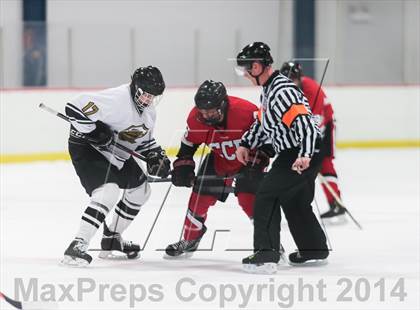 Thumbnail 2 in Chaminade vs Vianney photogallery.