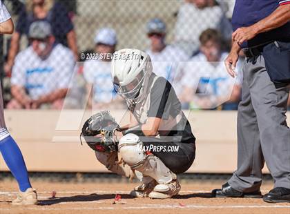 Thumbnail 3 in Erie vs. Fruita Monument (CHSAA 5A Semifinal) photogallery.