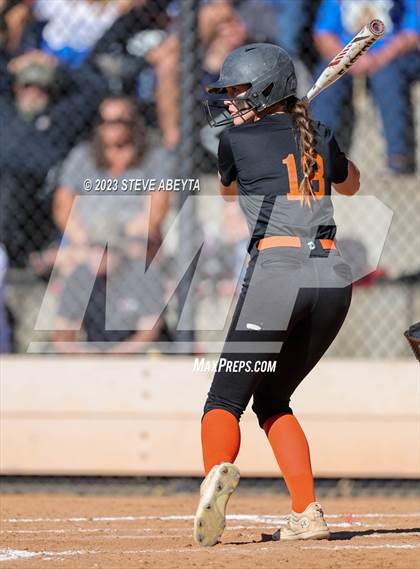 Thumbnail 2 in Erie vs. Fruita Monument (CHSAA 5A Semifinal) photogallery.