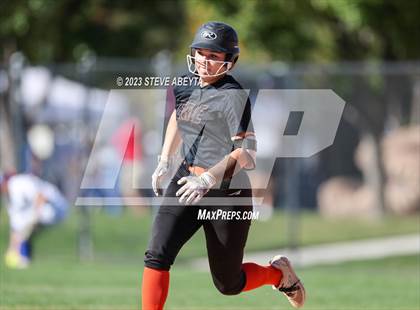 Thumbnail 1 in Erie vs. Fruita Monument (CHSAA 5A Semifinal) photogallery.
