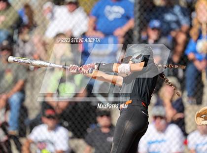 Thumbnail 1 in Erie vs. Fruita Monument (CHSAA 5A Semifinal) photogallery.