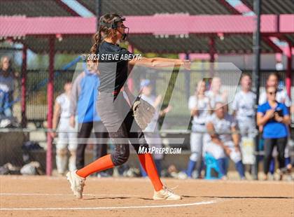 Thumbnail 3 in Erie vs. Fruita Monument (CHSAA 5A Semifinal) photogallery.