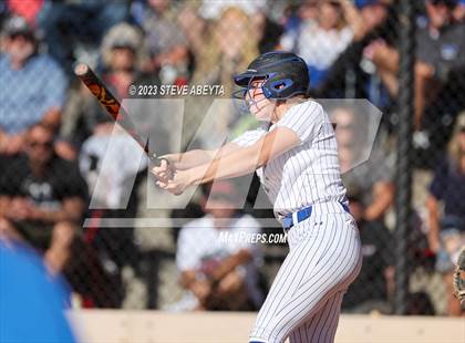 Thumbnail 1 in Erie vs. Fruita Monument (CHSAA 5A Semifinal) photogallery.