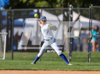 Thumbnail 3 in Erie vs. Fruita Monument (CHSAA 5A Semifinal) photogallery.