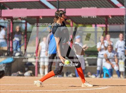 Thumbnail 2 in Erie vs. Fruita Monument (CHSAA 5A Semifinal) photogallery.