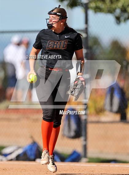 Thumbnail 3 in Erie vs. Fruita Monument (CHSAA 5A Semifinal) photogallery.
