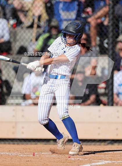 Thumbnail 3 in Erie vs. Fruita Monument (CHSAA 5A Semifinal) photogallery.