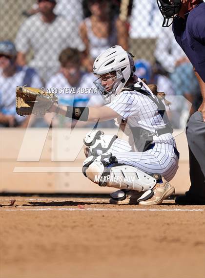 Thumbnail 2 in Erie vs. Fruita Monument (CHSAA 5A Semifinal) photogallery.