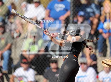 Thumbnail 2 in Erie vs. Fruita Monument (CHSAA 5A Semifinal) photogallery.