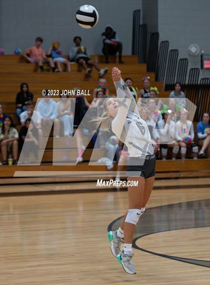 Thumbnail 2 in Whiteville @ South Columbus photogallery.