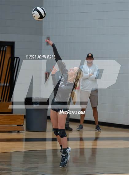 Thumbnail 2 in Whiteville @ South Columbus photogallery.