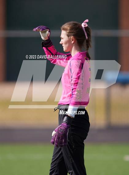 Thumbnail 2 in Bell vs Byrd (Emily Hunter Memorial Tournament) photogallery.