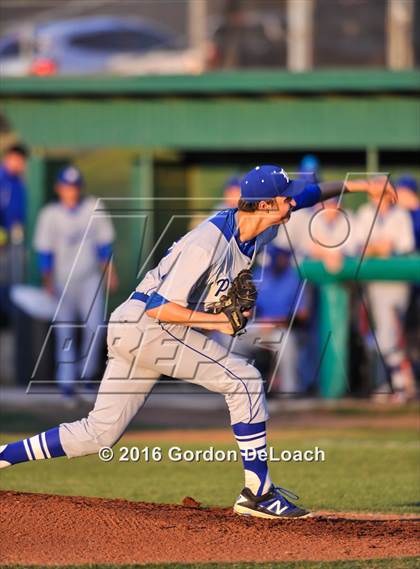 Thumbnail 2 in Midlothian @ Trinity (UIL 6A Bi-District Playoff)  photogallery.