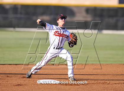 Thumbnail 3 in Midlothian @ Trinity (UIL 6A Bi-District Playoff)  photogallery.