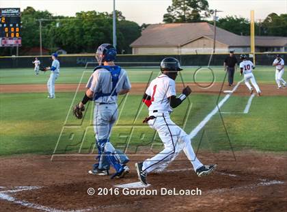 Thumbnail 3 in Midlothian @ Trinity (UIL 6A Bi-District Playoff)  photogallery.