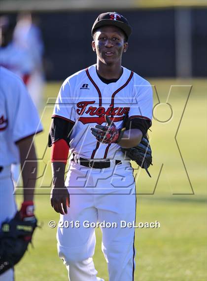 Thumbnail 1 in Midlothian @ Trinity (UIL 6A Bi-District Playoff)  photogallery.