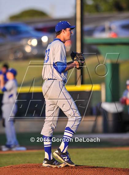 Thumbnail 2 in Midlothian @ Trinity (UIL 6A Bi-District Playoff)  photogallery.