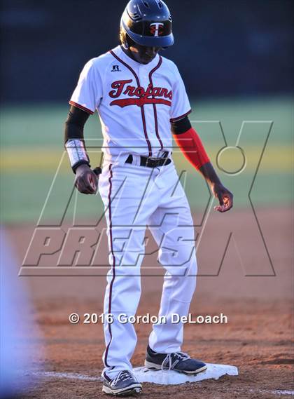 Thumbnail 2 in Midlothian @ Trinity (UIL 6A Bi-District Playoff)  photogallery.