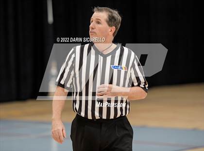 Thumbnail 2 in Miami Country Day vs. Bixby (NIKE Tournament of Champions) photogallery.