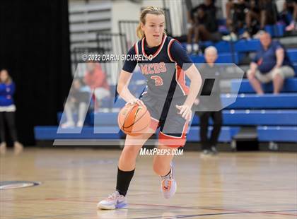 Thumbnail 3 in Miami Country Day vs. Bixby (NIKE Tournament of Champions) photogallery.