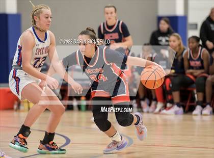 Thumbnail 2 in Miami Country Day vs. Bixby (NIKE Tournament of Champions) photogallery.