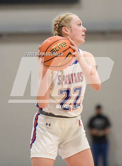 Thumbnail 3 in Miami Country Day vs. Bixby (NIKE Tournament of Champions) photogallery.