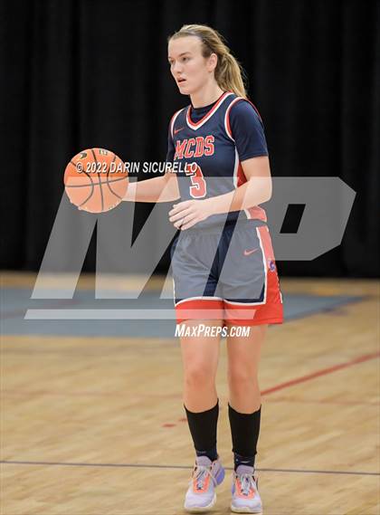 Thumbnail 1 in Miami Country Day vs. Bixby (NIKE Tournament of Champions) photogallery.