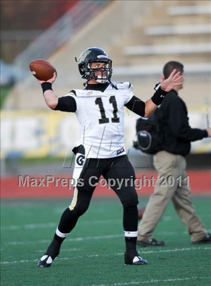 Thumbnail 3 in Carmel vs. Warren Central (IHSAA 5A Sectional Final) photogallery.